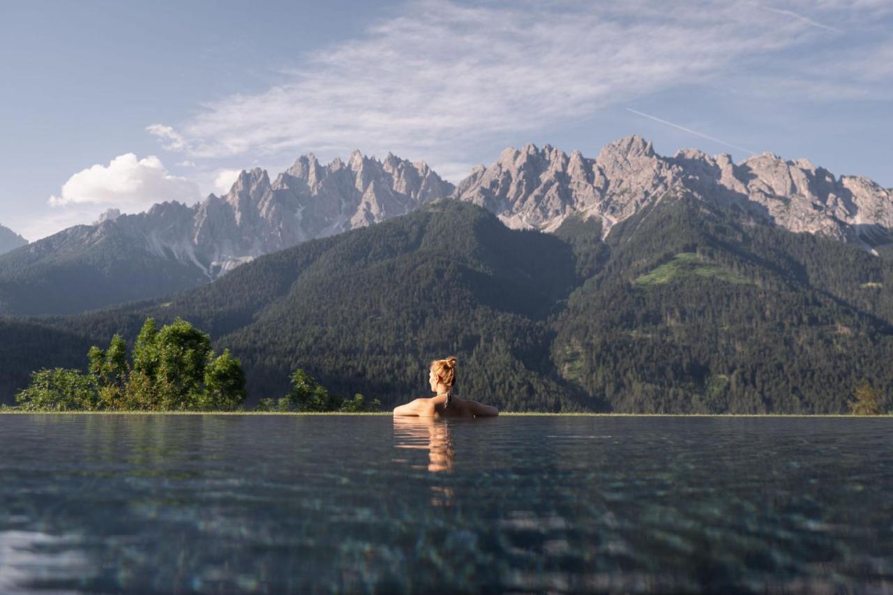 Apartments Hermann'S San Candido Exterior photo